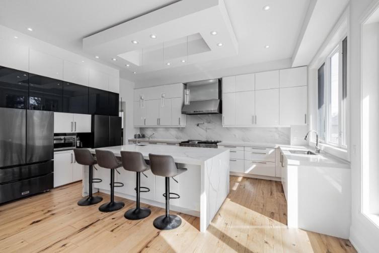 Executive Room In Toronto Next To Yorkdale Shopping Centre Zewnętrze zdjęcie